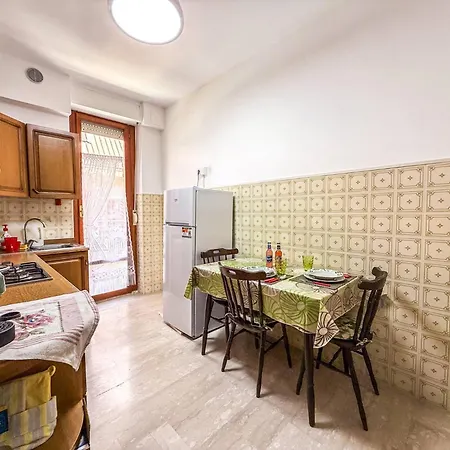 Rhode Island Apartment,a 30mt Dal Mare Rif A848 * San Benedetto del Tronto