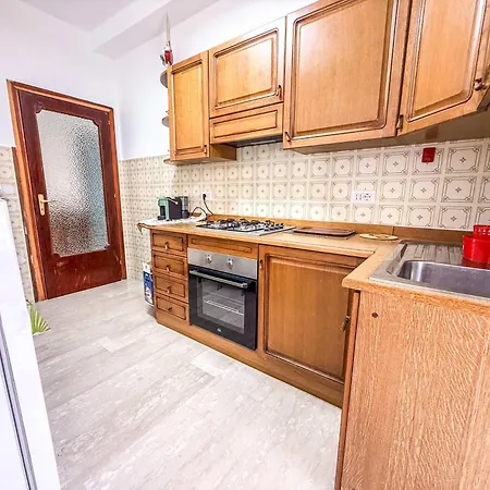 Rhode Island Apartment,a 30mt Dal Mare Rif A848
