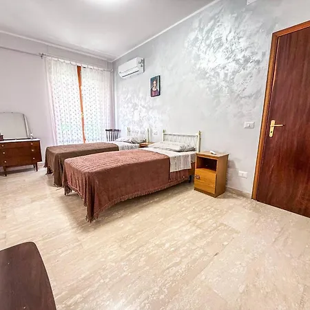 Apartamento Rhode Island Apartment,a 30mt Dal Mare Rif A848 *